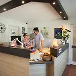 Logis Hotel- Restaurant Le Rialto ホテル