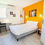 Logis Hotel- Restaurant Le Rialto ホテル