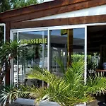 Logis Hotel- Restaurant Le Rialto 2* ル・セケストル
