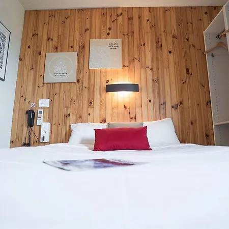 Hotel Logis Hotel- Restaurant Le Rialto 2*