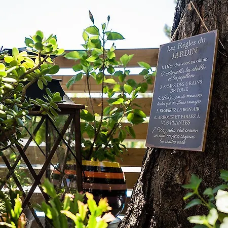 Hotel Logis Hotel- Restaurant Le Rialto 2*