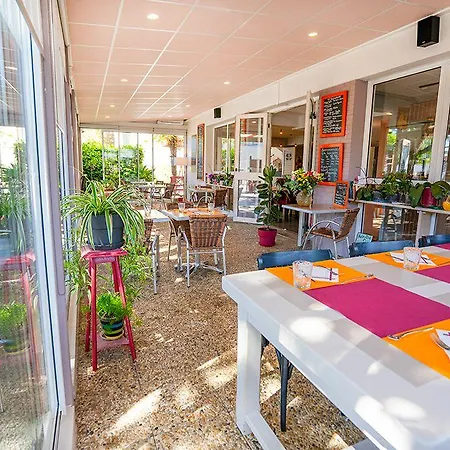 Hotel Logis Hotel- Restaurant Le Rialto