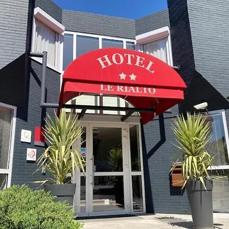 酒店 Logis Hotel- Restaurant Le Rialto 勒斯奎斯特勒