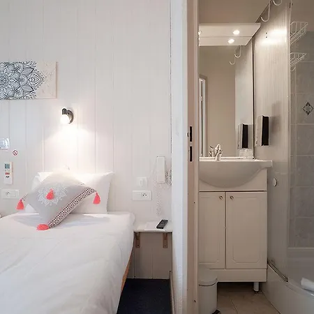 Logis Hotel- Restaurant Le Rialto 勒斯奎斯特勒