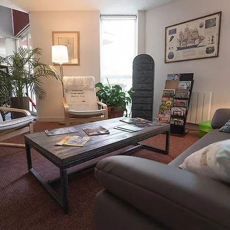 Logis Hotel- Restaurant Le Rialto 酒店 2*