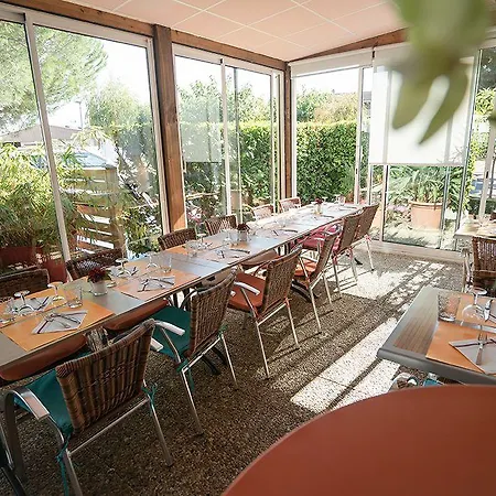 酒店 Logis Hotel- Restaurant Le Rialto 2*