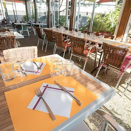 Logis Hotel- Restaurant Le Rialto 勒斯奎斯特勒