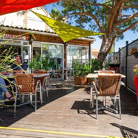 Logis Hotel- Restaurant Le Rialto 2* 勒斯奎斯特勒