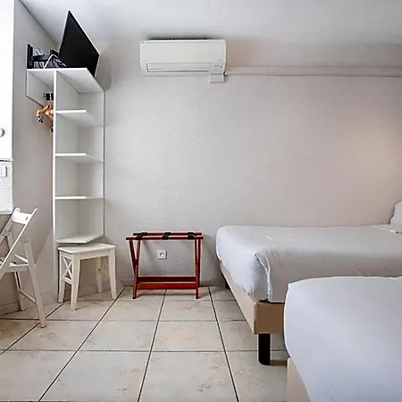 Logis Hotel- Restaurant Le Rialto 酒店 勒斯奎斯特勒