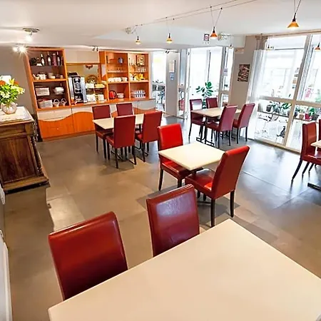 酒店 Logis Hotel- Restaurant Le Rialto 2*