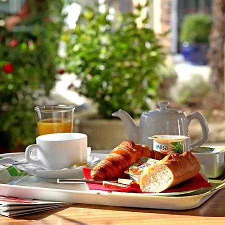 Logis Hotel- Restaurant Le Rialto Le Sequestre