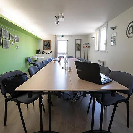 Logis Hotel- Restaurant Le Rialto 酒店 勒斯奎斯特勒